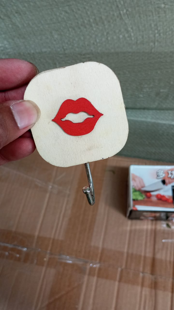 Wooden Cartoon Wall Hook – Kids Room & Bathroom Storage Hook