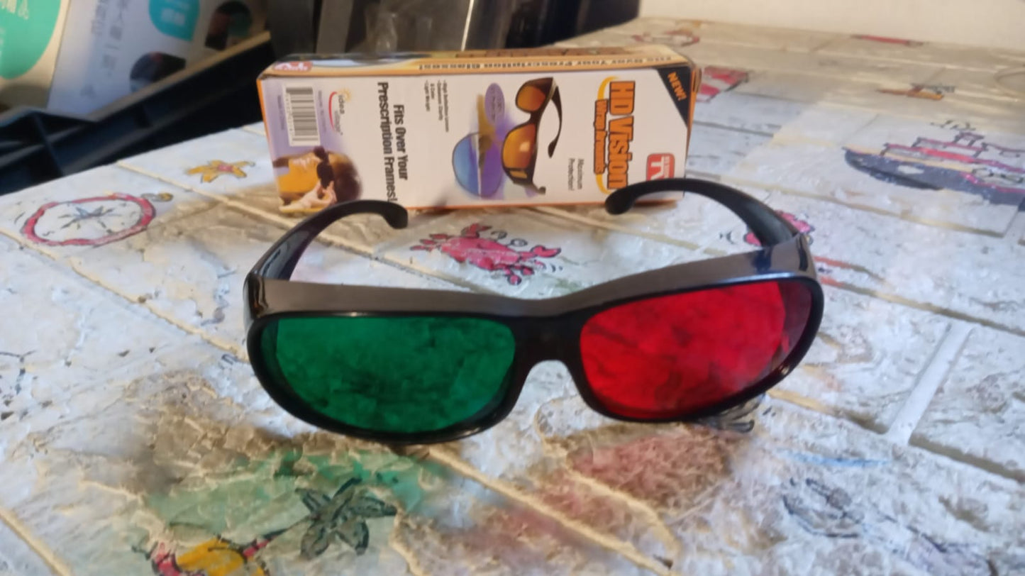 Stylish UV-Protected Sunglasses for All-Day Comfort β Perfect for Any Light! (1 Pc)