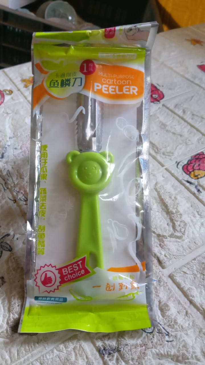 Multi-Purpose Stainless Steel Peeler With Handle For Vegetables, 2 in 1 Potato Peeler and Cutter, Stainless Steel Potato Peeler, grated Carrot, grated, Suitable for Peeling and shredding Fruit and Vegetables Kitchen Accessories (1 Pc)