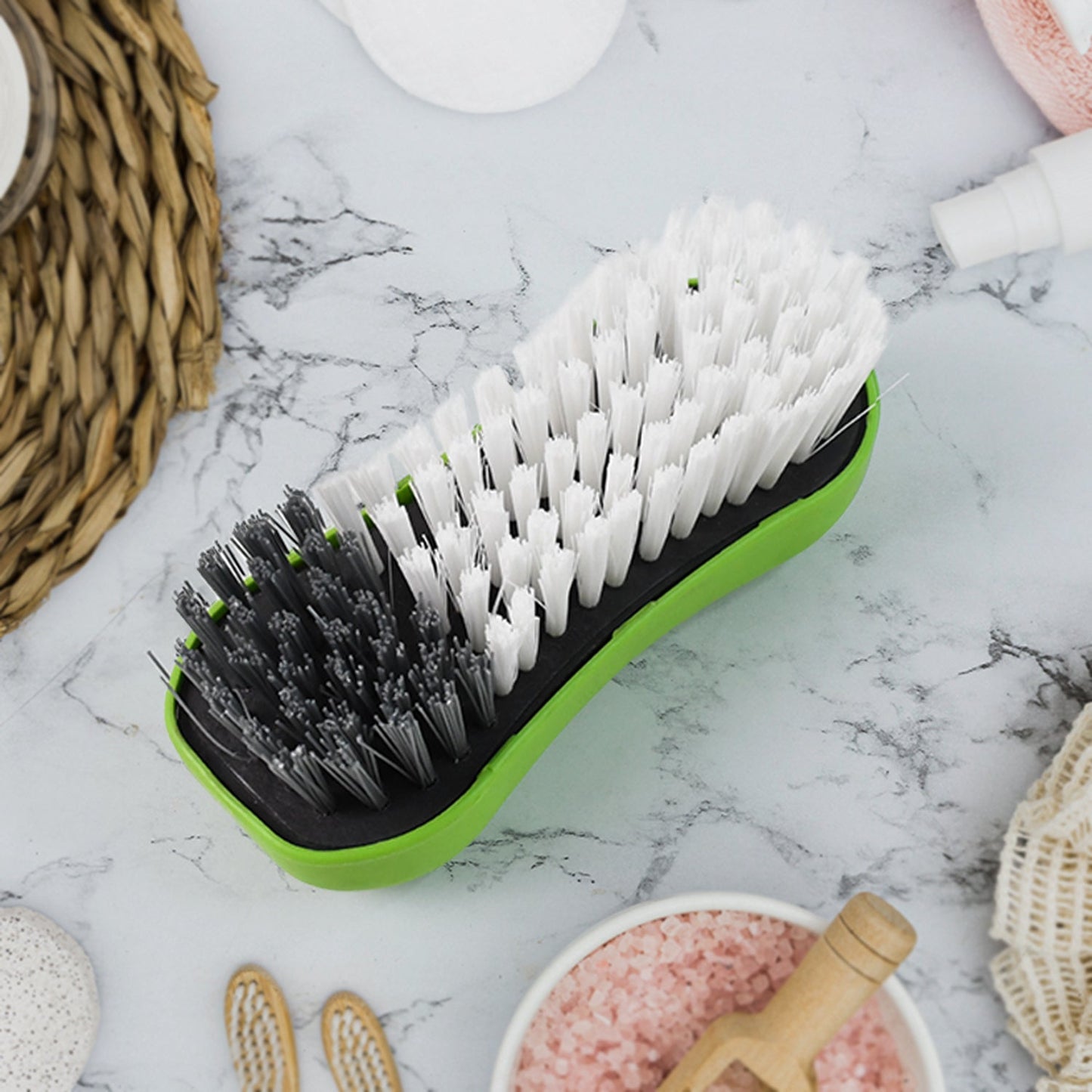 Hold Tight Multi Clean Brush