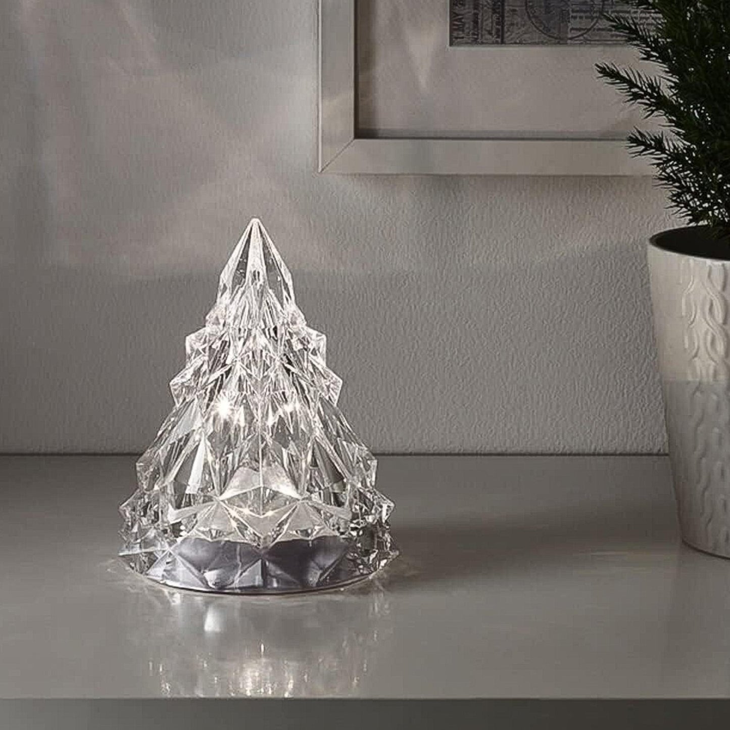 Iceberg Pyramid Candle Light