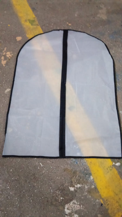 Foldable Non Woven Suit Cover (80×60 CM / 1 Pc / Black Side Chain Suit Cover)