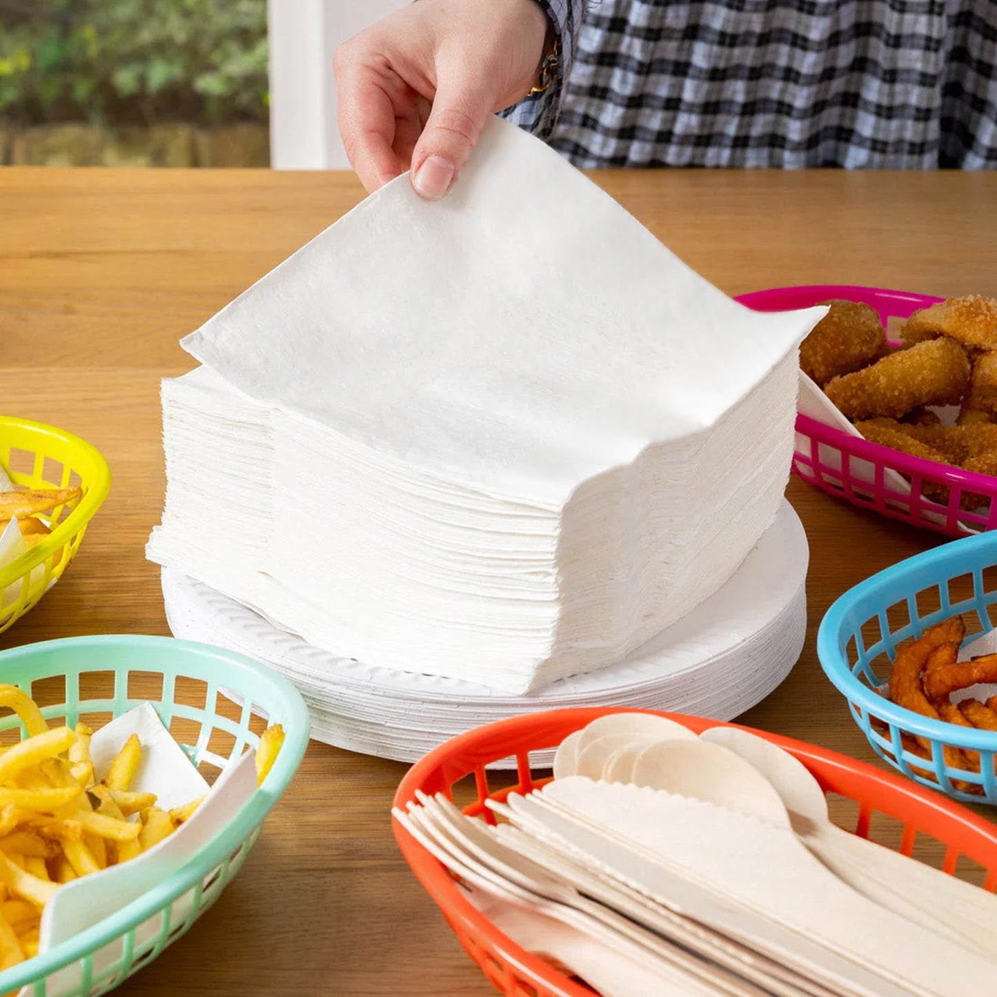 Soft & Absorbent Disposable Tissue Paper / Napkins Set (50 Pc)