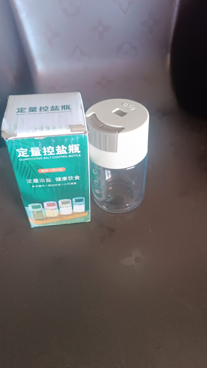 Adjustable Spice Dispenser Glass Jar(1 Pc)
